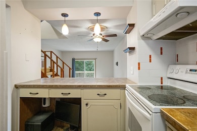 2741 Morningside Dr unit 8, Eau Claire, WI 54703 - photo 5