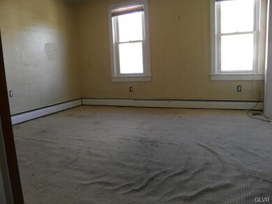 164 Race St, Tamaqua, PA 18252 - photo 6