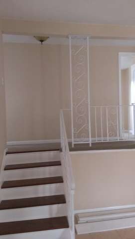 1435 Kings Rd, Carpentersville, IL 60110 - photo 5