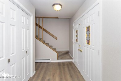 04-Front Entry_IMG_6576