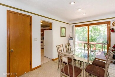 3921 Aurora Ave, Des Moines, IA 50310 - photo 6