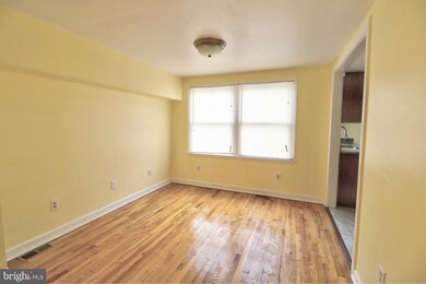 614 Wyanoke Ave, Baltimore, MD 21218 - photo 4