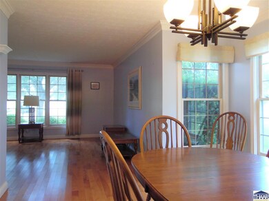 710 S Dobbs Glen St, Terre Haute, IN 47803 - photo 4