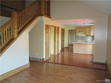 7158 Marigold Dr, North Tonawanda, NY 14120 - photo 3