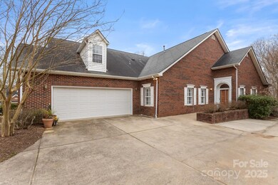 112 Columns Cir, Shelby, NC 28150 - photo 2
