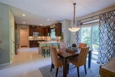 12340 Castlestone Dr, Fishers, IN 46037 - photo 5