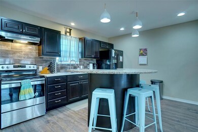 341 Spring Valley Cir, Azle, TX 76020 - photo 6