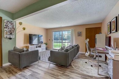 925 Park St unit 102, Oregon, WI 53575 - photo 6