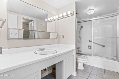 1800 N. Stanton-51