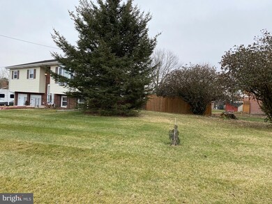 4126 Ricklyn Dr, Chambersburg, PA 17202 - photo 5