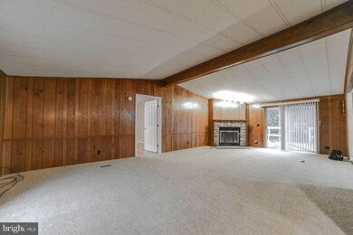 21621 Forest Run Dr, Lexington Park, MD 20653 - photo 2