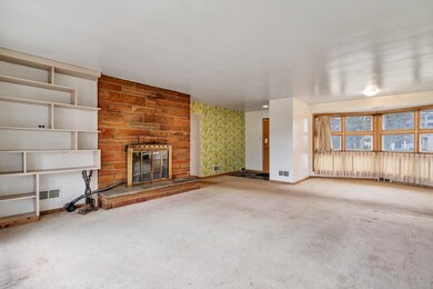 1079 Everett Ln, Des Plaines, IL 60018 - photo 5