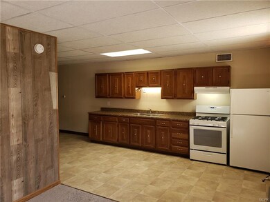 592 Main St unit Rear, Slatington, PA 18080 - photo 2