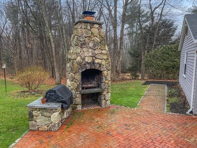 19 Sawin St, Sherborn, MA 01770 - photo 3