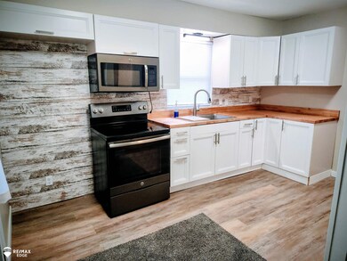 8136 Nixon Ave, Mount Morris, MI 48458 - photo 7