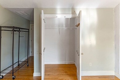 18 Middle St unit 4, Waltham, MA 02451 - photo 5