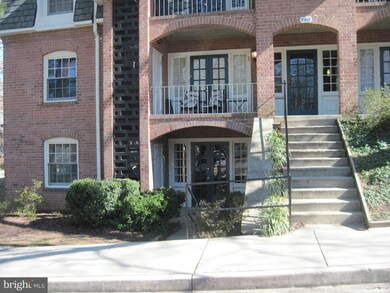 5913I Prince James Dr unit 37, West Springfield, VA 22152 - photo 2