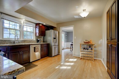 2509 Toron Ct, Alexandria, VA 22306 - photo 5