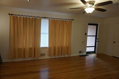 1565 Carol Ln, Wichita Falls, TX 76302 - photo 4