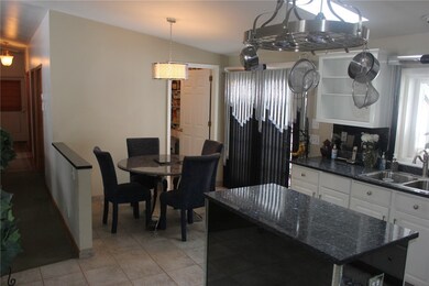Eat in Kitchen