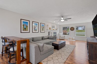Living room 1