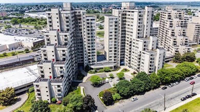 Seawatch Towers unit 1215, Revere, MA 02151 - photo 2