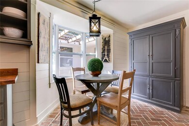 Breakfast nook