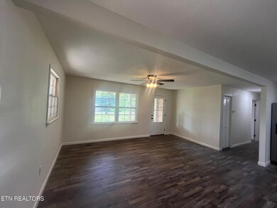 389 4th Ave N, Cookeville, TN 38506 - photo 5