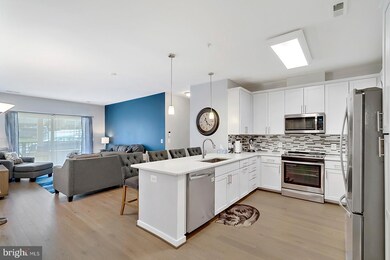 Enclave unit 101, Fairfax, VA 22031 - photo 5