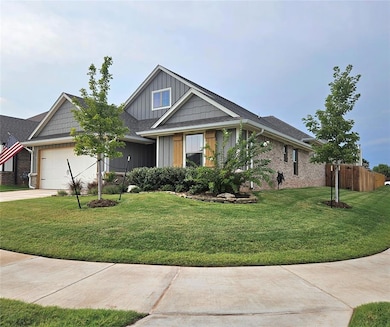 12301 SW 31st St, Yukon, OK 73099 - photo 5