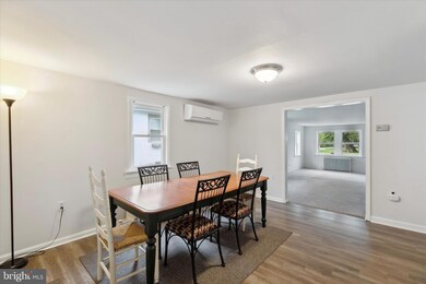 402 E North Ln, Conshohocken, PA 19428 - photo 4