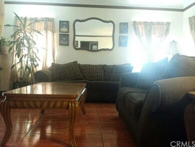 10806 San Jose Ave, Lynwood, CA 90262 - photo 6