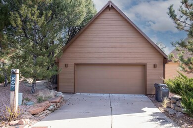 Detached 2 Car Garage