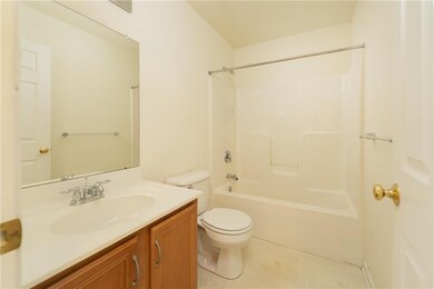 303 Maple Ct, Alburtis, PA 18011 - photo 6