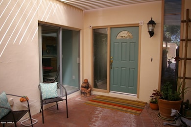 10230 N Valle Del Oro Dr, Tucson, AZ 85737 - photo 3