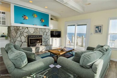 Pier Pointe 1B3