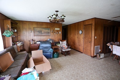 904 Langston Rd, Newton Grove, NC 28366 - photo 3