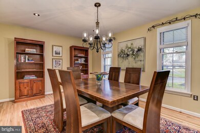 1805 Queensguard Rd, Silver Spring, MD 20906 - photo 3