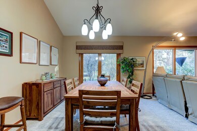 60658 Thunderbird, Bend, OR 97702 - photo 7