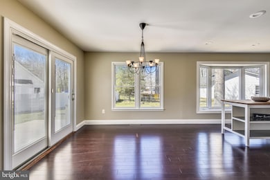 298 Edgemere Dr, Annapolis, MD 21403 - photo 6