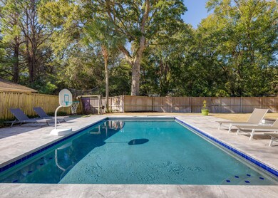 30' x 17' heated & chilled pool