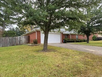 20 White Oak Ln, Wake Village, TX 75501 - photo 2