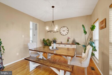 1121 Pine Ct, York, PA 17408 - photo 6