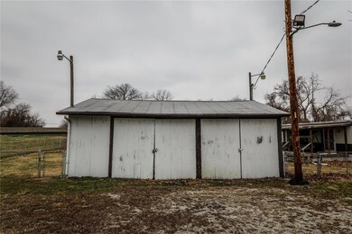 3407 Fairmont Ave, Collinsville, IL 62234 - photo 2