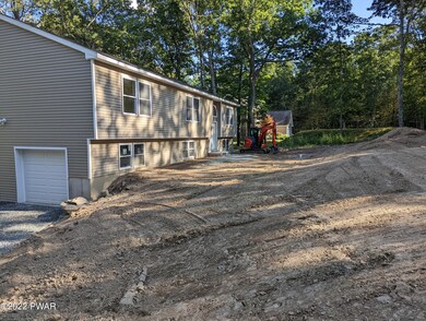 152 Bayberry Dr, Milford, PA 18337 - photo 3