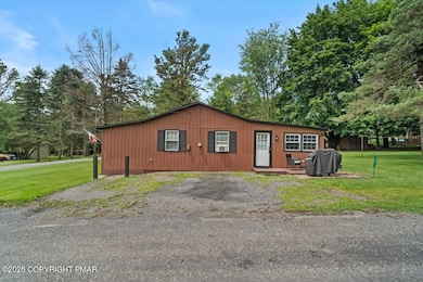 4421 Arrow Ln, Kunkletown, PA 18058 - photo 2