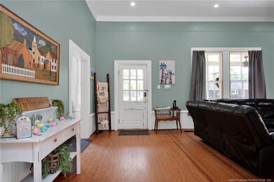 Photo 6