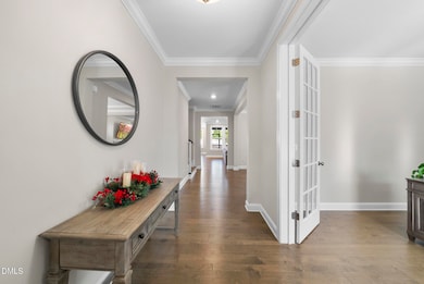 613 Pointe Grove Ln, Apex, NC 27523 - photo 4