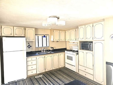 2305 W Ruthrauff Rd unit E1, Tucson, AZ 85705 - photo 6