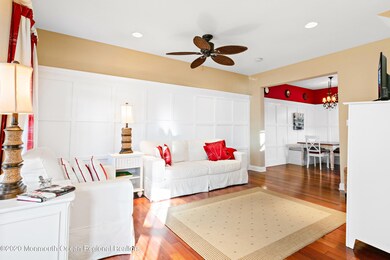 313CentreOnline-11